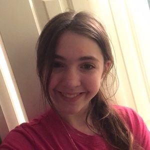 Meet your Posher, Julia